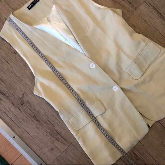 ✨2/10$ Light yellow beige vest - sleeveless - Picture 6 of 6